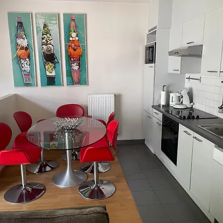 Appartement Duplex Tres Agreable Et Tres Calme à Bruxelles Extérieur photo
