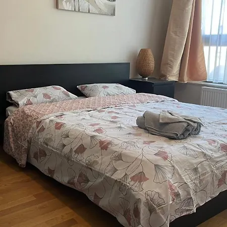 Appartement Duplex Tres Agreable Et Tres Calme à Bruxelles Extérieur photo